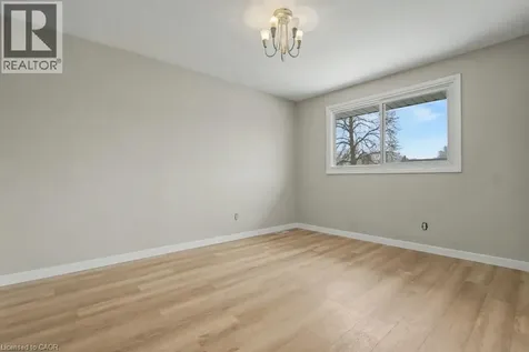 104 Ralgreen Crescent Kitchener ON N2M 1T9
