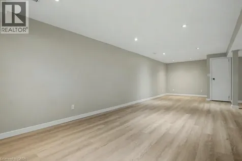 104 Ralgreen Crescent Kitchener ON N2M 1T9