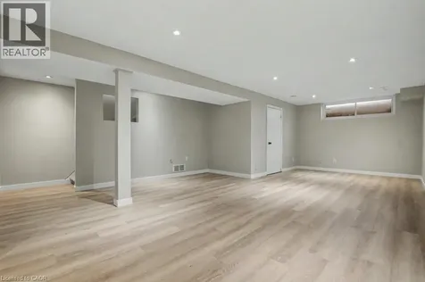 104 Ralgreen Crescent Kitchener ON N2M 1T9
