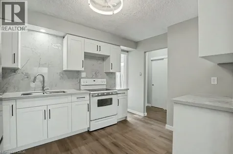 104 Ralgreen Crescent Kitchener ON N2M 1T9