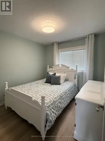 60 Barr Street Collingwood ON L9Y 0E6