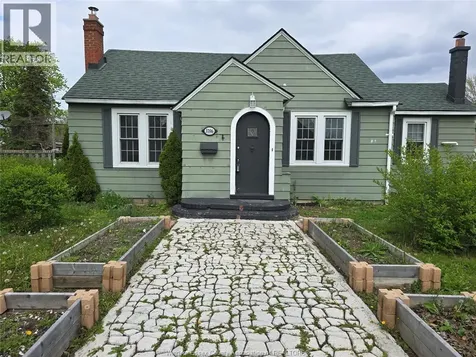 3396 Woodward Boulevard Windsor ON N8W 2Y6