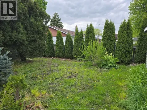 3396 Woodward Boulevard Windsor ON N8W 2Y6