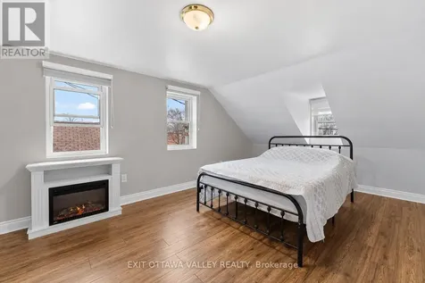 444 Isabella Street Pembroke ON K8A 5T7
