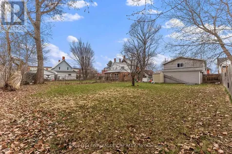 444 Isabella Street Pembroke ON K8A 5T7
