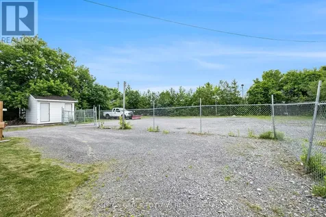 1368 Labrie Avenue Ottawa ON K1B 3M1