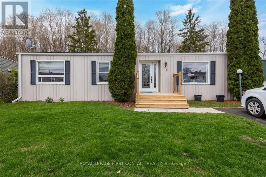 31 Corner Brook Trail Innisfil ON L9S 1P5