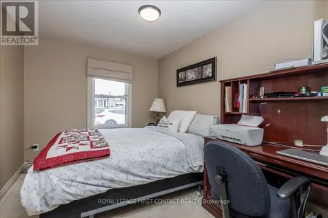 31 Corner Brook Trail Innisfil ON L9S 1P5