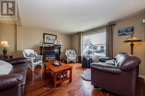 31 Corner Brook Trail Innisfil ON L9S 1P5