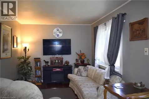 36 Woodhouse Avenue Port Dover ON N0A 1N8