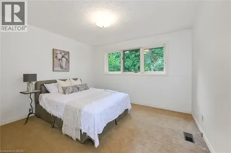33 Walnut Drive Guelph ON N1E 4B4