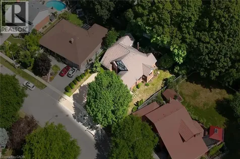 33 Walnut Drive Guelph ON N1E 4B4