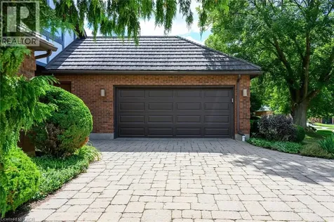 33 Walnut Drive Guelph ON N1E 4B4