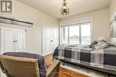 270 West Lake Circle Ottawa ON K0A 1L0