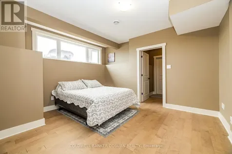 270 West Lake Circle Ottawa ON K0A 1L0