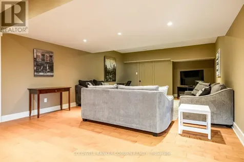 270 West Lake Circle Ottawa ON K0A 1L0
