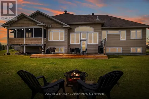 270 West Lake Circle Ottawa ON K0A 1L0