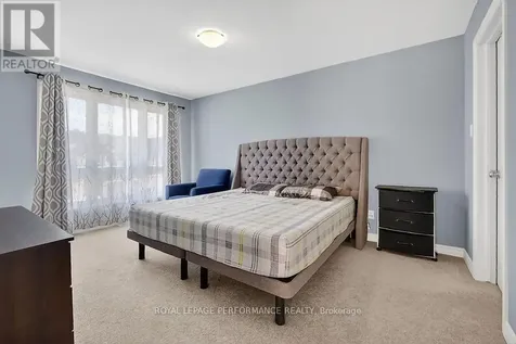790 Cairn Cres Crescent East Ottawa ON K1W 0P7