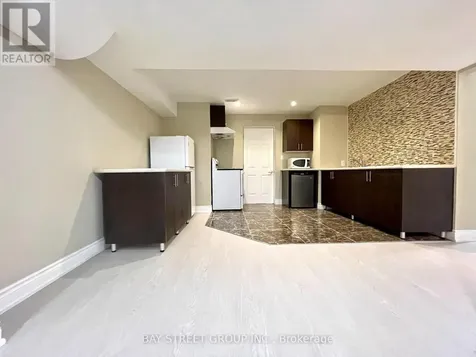 491 Mavrinac Boulevard Aurora ON L4G 0J6