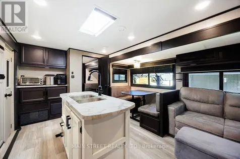 15 Hawaiian Circle Whitchurch-stouffville ON L0G 1E0