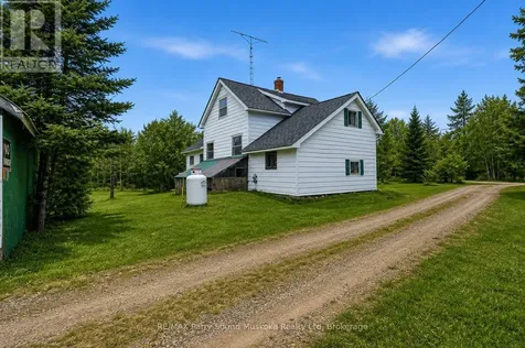 132 Lawson Drive Kearney ON P0A 1J0