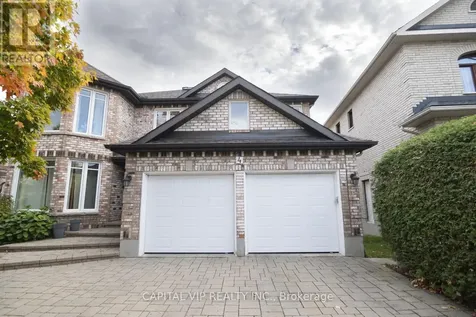 4 Wellsmere Court East Ottawa ON K2E 8C2