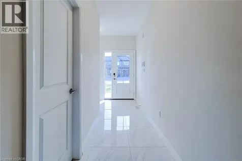 111 Alicia Crescent Thorold ON L2V 0M2