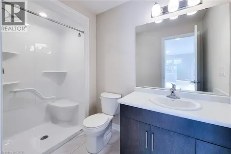 111 Alicia Crescent Thorold ON L2V 0M2
