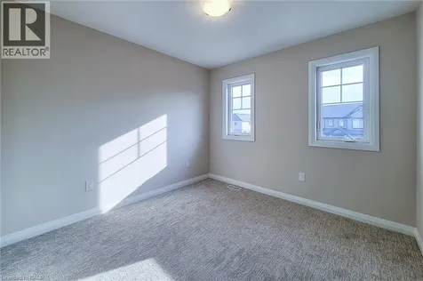 111 Alicia Crescent Thorold ON L2V 0M2