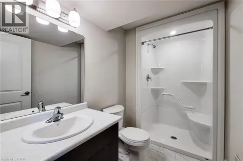 111 Alicia Crescent Thorold ON L2V 0M2