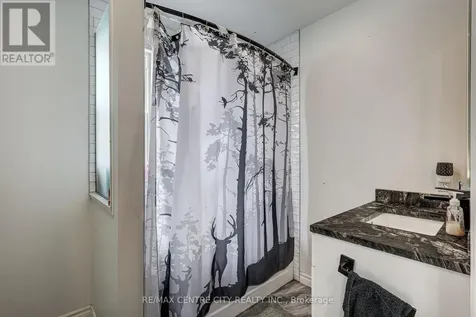 88 Flora Street St. Thomas ON N5P 2X6