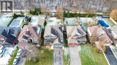 6537 St Michael Avenue Niagara Falls ON L2H 0C6