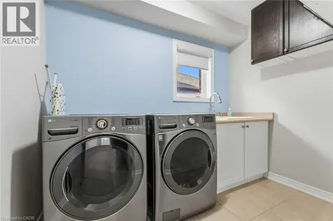 6537 St Michael Avenue Niagara Falls ON L2H 0C6