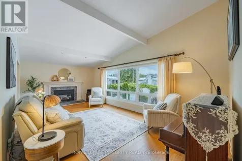 664 Glenhurst Crescent Ottawa ON K1J 7B7