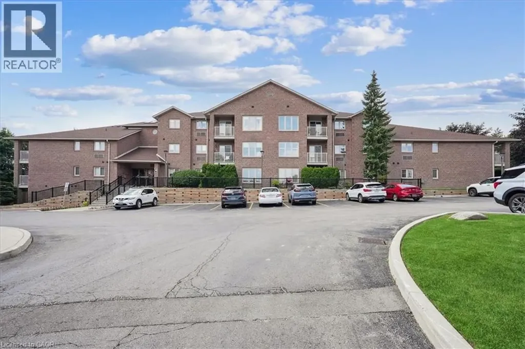 3050 Pinemeadow Drive Burlington ON L7M 3X5