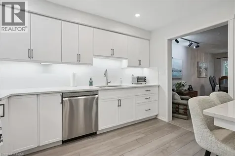 3050 Pinemeadow Drive Burlington ON L7M 3X5