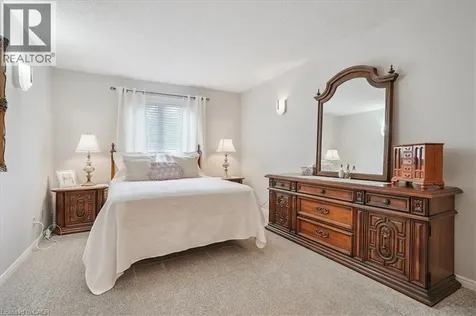 3050 Pinemeadow Drive Burlington ON L7M 3X5
