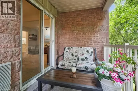 3050 Pinemeadow Drive Burlington ON L7M 3X5