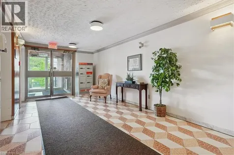 3050 Pinemeadow Drive Burlington ON L7M 3X5