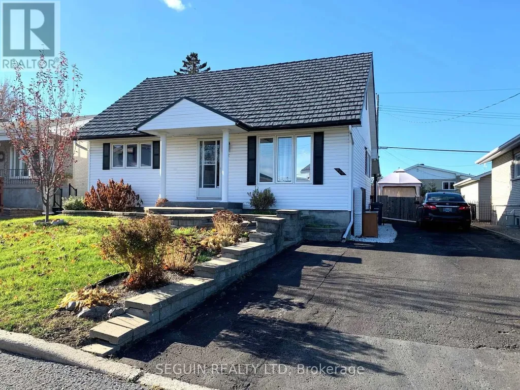 460 Theriault Street Hawkesbury ON K6A 1Z3