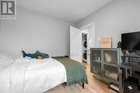 141 Primrose Avenue Ottawa ON K1R 6M4