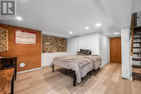 141 Primrose Avenue Ottawa ON K1R 6M4