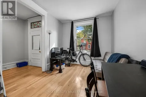 141 Primrose Avenue Ottawa ON K1R 6M4