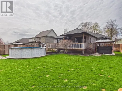 345 Ray Street Saugeen Shores ON N0H 2C1