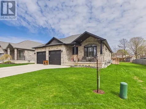345 Ray Street Saugeen Shores ON N0H 2C1