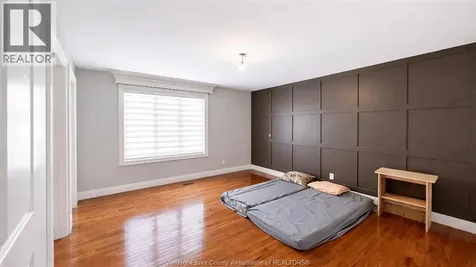 4585 Howard Avenue Windsor ON N9G 1P6