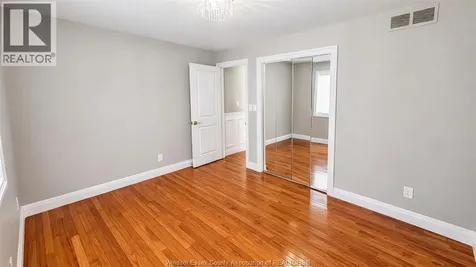 4585 Howard Avenue Windsor ON N9G 1P6