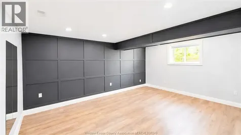 4585 Howard Avenue Windsor ON N9G 1P6