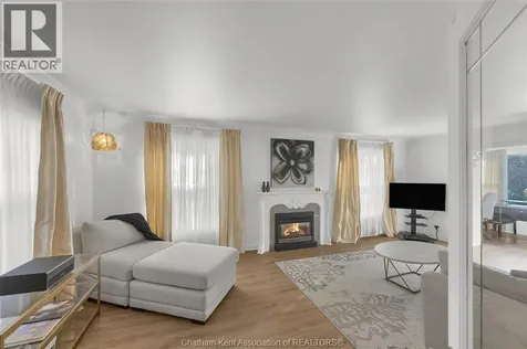 124 Llydican Avenue Chatham ON N7L 3E8