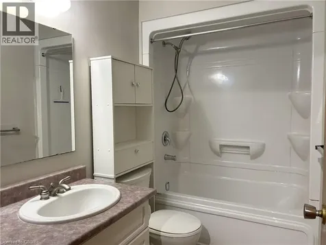 10 Montclair Crescent Simcoe ON N3Y 4R9